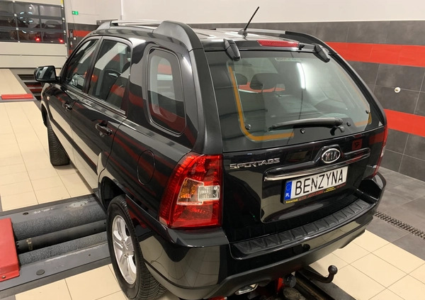 Kia Sportage cena 26500 przebieg: 179000, rok produkcji 2008 z Wołczyn małe 106